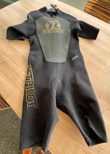 4 Wetsuits Jobe, O Neill, Jetpilot en Prolimit beschikbaar voor biedingen
