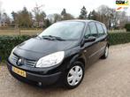 Renault Grand Scénic 2.0-16V Dynamique Comfort 7-PERS. , Cl, Auto's, Renault, Te koop, Benzine, 73 €/maand, Gebruikt