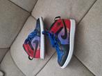 Nike Jordan Mid Skyline unisex maat 31 ZGAN, Ophalen of Verzenden, Zo goed als nieuw, Jongen of Meisje