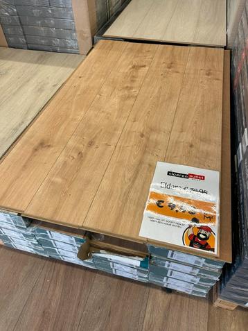 Laminaat New England Oak - 39,96 m2 beschikbaar voor biedingen