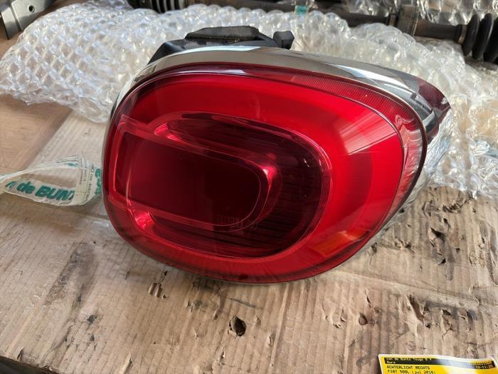 Achterlicht rechts van een Fiat 500L, Auto-onderdelen, Verlichting, Fiat, Gebruikt, 3 maanden garantie