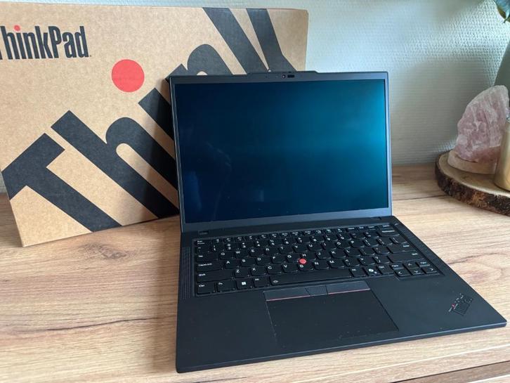 ThinkPad P14s Gen 5 | Ryzen 7 8840HS | 64 GB RAM | 1 TB NVMe, Computers en Software, Windows Laptops, Nieuw, 14 inch, SSD, 4 Ghz of meer
