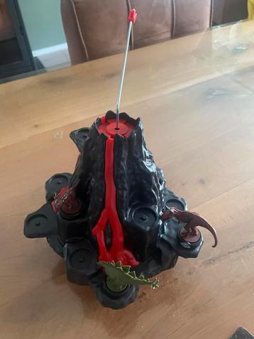 Jurassic World - Shaky Volcano Spel beschikbaar voor biedingen