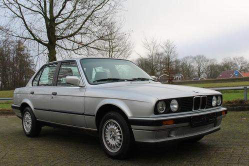 BMW 3-serie 316i ORIGINELE NIEUWSTAAT NAP! UNIEK E30, Auto's, Oldtimers, Bedrijf, Te koop, Metallic lak, BMW, Benzine, Sedan, Automaat