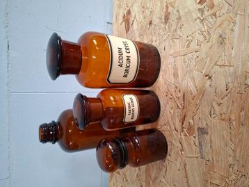 4 apothekers flessen beschikbaar voor biedingen