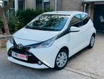 Toyota Aygo - 1.0*VVT-I*5D 2017*CAMRA*BLUETOOTH, Auto's, Toyota, Voorwielaandrijving, Euro 6, Stoelverwarming, 0 kg