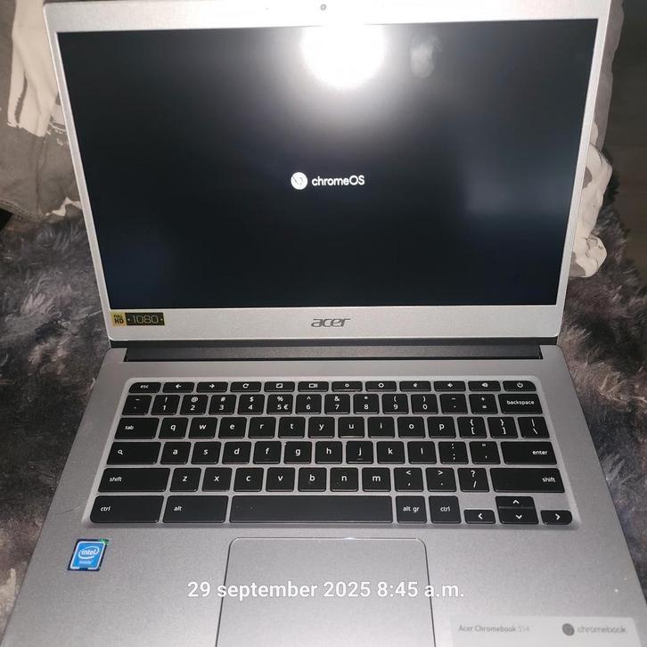 Nieuwe Acer Laptop - 15 inch - Lichtgrijs, Computers en Software, Chromebooks, Nieuw, 15 inch, 4 GB of minder, 32 GB of minder