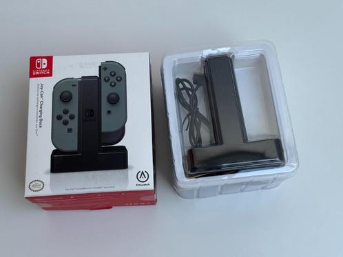 PowerA Nintendo Switch Joy-Con Nintendo Dock/Oplaadstation, Spelcomputers en Games, Spelcomputers | Nintendo Switch, Zo goed als nieuw