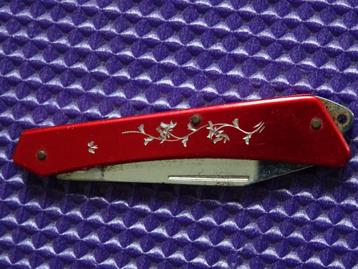 zakmesjes vintage zakmesje rood emaille zwart leer beschikbaar voor biedingen