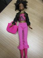 1999 BARBIE AFRICAN/AMERICAN haast als nieuw, Verzamelen, Verzenden, Zo goed als nieuw, Fashion Doll