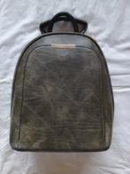 Olijfgroene Dames Rugzak - Echt Leer Look, Overige merken, Minder dan 30 cm, Nieuw, Ophalen of Verzenden