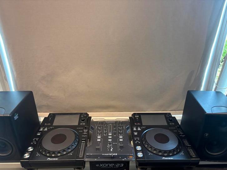 Xone 23, 2x Pioneer XDJ-1000, 2x Mackie MR5, AIAIAI TMA-2, Muziek en Instrumenten, Dj-sets en Draaitafels, Zo goed als nieuw, Dj-set