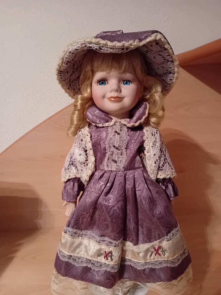 Porseleinen pop ALS NIEUW, Ophalen of Verzenden, Zo goed als nieuw, Pop