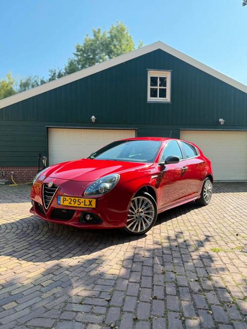 Alfa Romeo Giulietta QV Line 1.4 Turbo 2015 goed onderhouden, Auto's, Alfa Romeo, Particulier, Giulietta, ABS, Airbags, Airconditioning