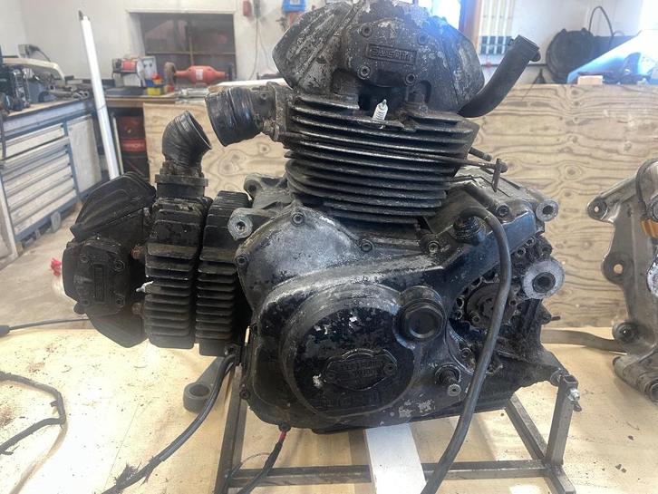 Ducati Cagiva Elefant 350 motorblok, Motoren, Onderdelen | Ducati, Ophalen
