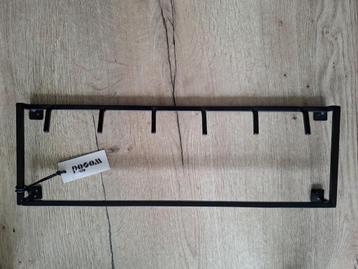 Mooie, nieuwe kapstok, 6 haken (50 x 16 x 3 cm) beschikbaar voor biedingen