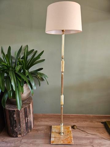 Vloerlamp / staande lamp marmer en messing, vintage beschikbaar voor biedingen