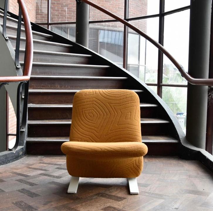 Artifort kwekkie, Huis en Inrichting, Fauteuils, Zo goed als nieuw, Stof, 75 tot 100 cm, 75 tot 100 cm, Ophalen