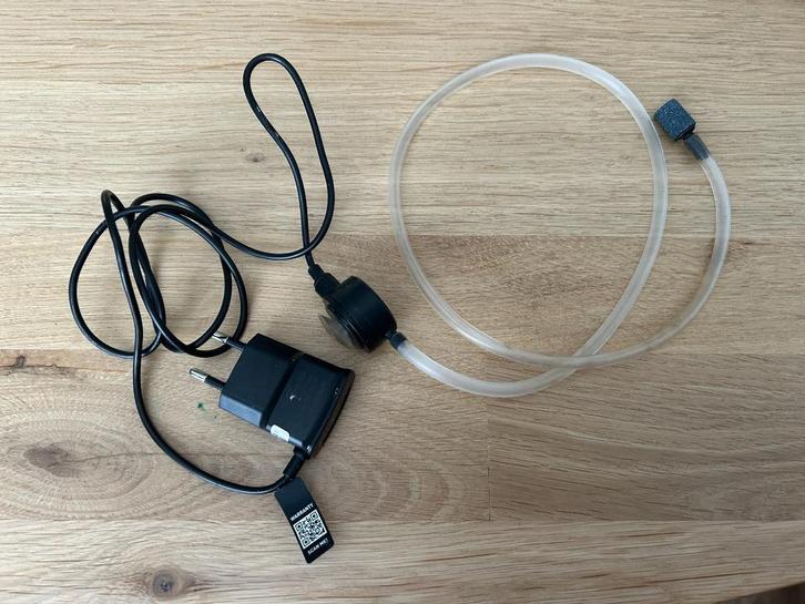 Zuurstofpomp mini voor aquarium vissekom, Dieren en Toebehoren, Vissen | Aquaria en Toebehoren, Zo goed als nieuw, Ophalen of Verzenden