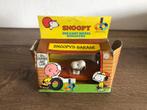 Snoopy ' s  garage die cast miniature  auto in doos 1983, Gebruikt, Ophalen of Verzenden