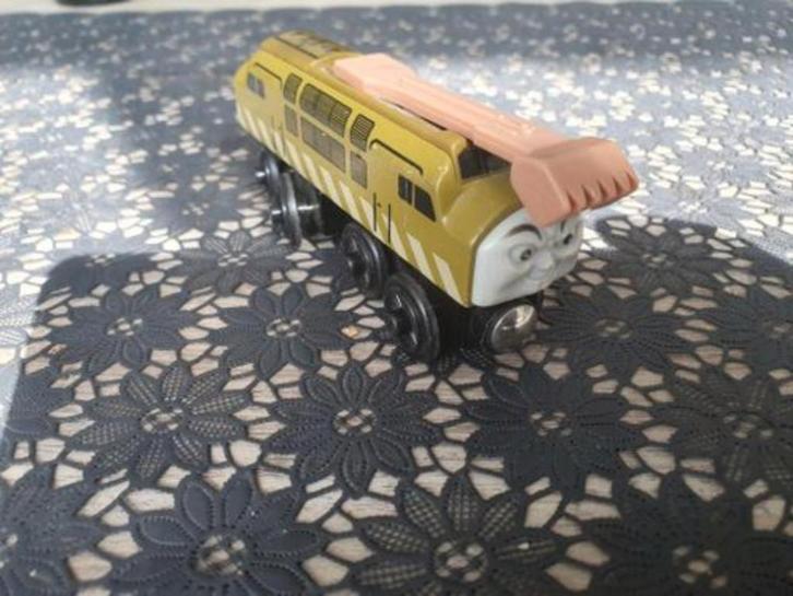 thomas de trein hout diesel 10, Kinderen en Baby's, Speelgoed | Thomas de Trein, Zo goed als nieuw, Ophalen of Verzenden
