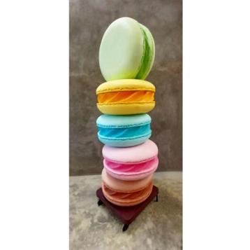 MACAROON (Medium) – Macaron reclamebeeld 48 x 48 x 150 cm beschikbaar voor biedingen
