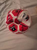 AZ Bal met handtekeningen elftal 2014, Sport en Fitness, Voetbal, Ophalen of Verzenden, Zo goed als nieuw, Bal