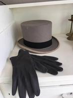 Antieke hoed ambassador grijs met handschoenen 2 paar, Antiek en Kunst, Antiek | Kleding en Accessoires, Ophalen of Verzenden