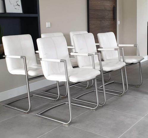 4/6 wit lederen Henders & Hazel design eetkamerstoelen., Huis en Inrichting, Stoelen, Zo goed als nieuw, Vijf, Zes of meer stoelen