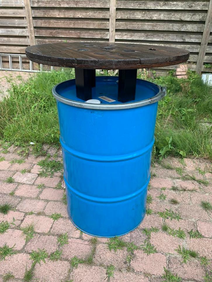 Oliedrum tafel sta tafel van vat, Huis en Inrichting, Tafels | Statafels, Gebruikt, Ophalen of Verzenden