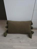 Groen kussen met franjes 30x50, Ophalen of Verzenden, Gebruikt, Groen, Vierkant