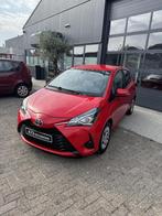 Toyota Yaris 1.0 VVT-i Aspiration, Voorwielaandrijving, Stof, Gebruikt, Euro 6