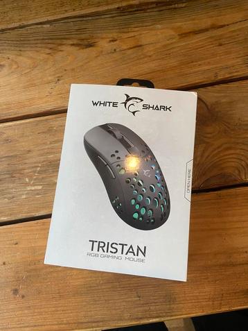 white shark tristan gaming muis beschikbaar voor biedingen