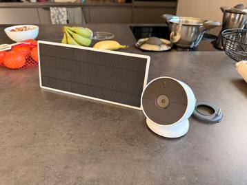 Google Outdoor Camera + Solar panel beschikbaar voor biedingen