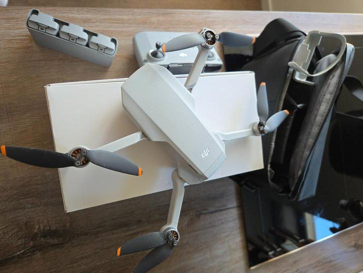 DJI mini 2, Audio, Tv en Foto, Drones, Zo goed als nieuw, Ophalen of Verzenden