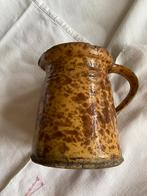 Antieke, zeer oude en zwaar beboterde aardewerk kan., Antiek en Kunst, Antiek | Servies los, Ophalen of Verzenden