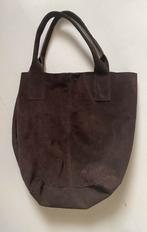 Suede tas. Donkerbruin. Met klein tasje erin., Ophalen of Verzenden, Zo goed als nieuw, Bruin, Shopper