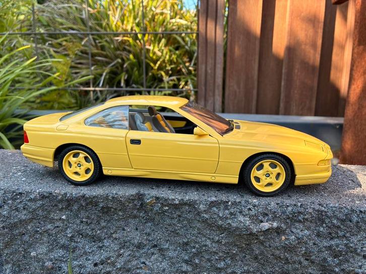 Bmw 850 csi Revell, Hobby en Vrije tijd, Modelauto's | 1:18, Gebruikt, Revell, Ophalen of Verzenden