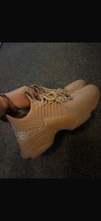 Steve madden maat 38, Ophalen, Zo goed als nieuw, Bruin, Sneakers of Gympen