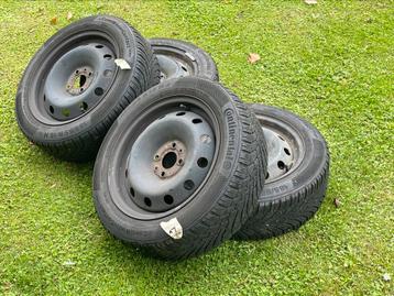 Set winter wielen winterbanden fiat 500 4x98 185/55/15 beschikbaar voor biedingen