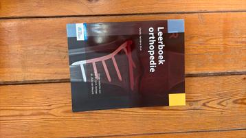 Leerboek orthopedie beschikbaar voor biedingen