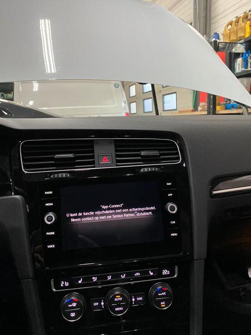 Vrijschakelen Appconnect (VW/Audi/Seat/Skoda), Auto diversen, Autoradio's, Zo goed als nieuw, Ophalen