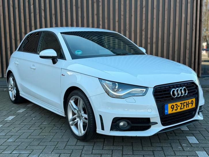 Audi A1 1.2 Tfsi 63KW SB 2012 Wit S line, Auto's, Audi, Particulier, A1, Benzine, A, Hatchback, Handgeschakeld, Origineel Nederlands