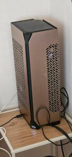DESIGNER GAME PC VERTICAAL COMPACT, Computers en Software, Cooler Master, Virtual Reality, Ophalen of Verzenden, Zo goed als nieuw