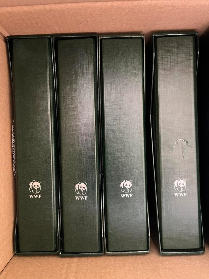 17 albums WNF postzegels, Postzegels en Munten, Postzegels | Toebehoren, Verzamelalbum, Ophalen