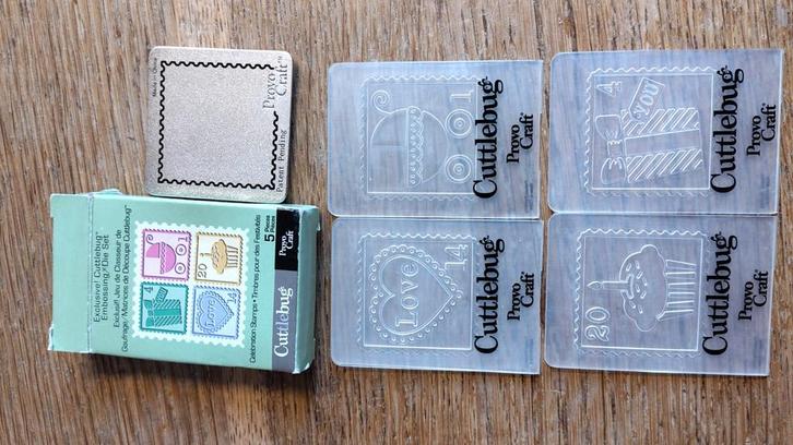 Cuttlebug Stans- en Embossing Set, Hobby en Vrije tijd, Scrapbooking, Zo goed als nieuw, Cuttlebug, Ophalen of Verzenden