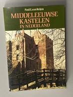 Middeleeuwse kastelen in Nederland (1979), Boeken, Ophalen of Verzenden, Zo goed als nieuw
