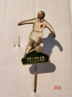 Telstar speld voetballer speler, Verzamelen, Speldjes, Pins en Buttons, Sport, Gebruikt, Ophalen of Verzenden