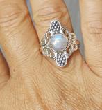 Zilveren ring met natuurlijke R. Maansteen zilver 925, Sieraden, Tassen en Uiterlijk, Ringen, O.T., Wit, Nieuw, Ophalen of Verzenden