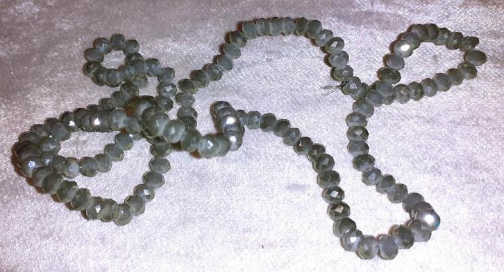 lot kralen speciale grijze facet glas 4-5mm +- 150, Hobby en Vrije tijd, Kralen en Sieraden maken, Nieuw, Kraal, Verzenden